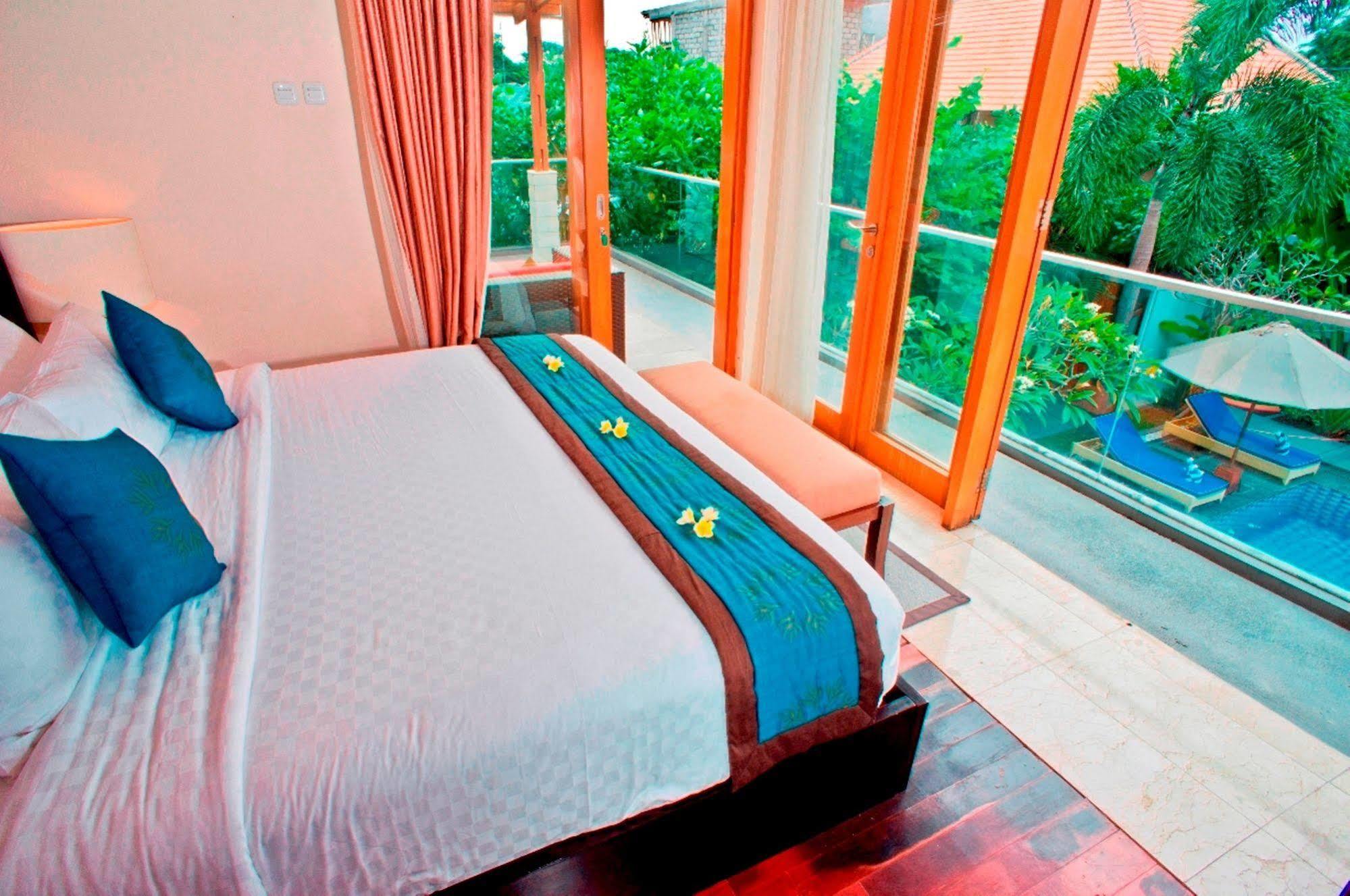 Villa Travis เซมินยัค ภายนอก รูปภาพ