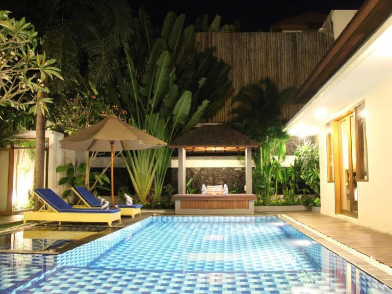 Villa Travis เซมินยัค ภายนอก รูปภาพ